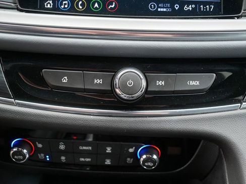 Used 2024 Buick Enclave Premium AWD/4WD image 30