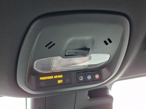 Used 2024 Chevrolet Trax RS w/ Driver Confidence Package FWD image 25