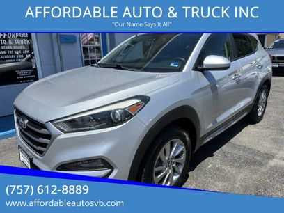 Used 2017 Hyundai Tucson SE w/ SE Popular Package 02