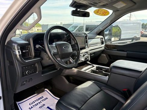 Used 2024 Ford F250 Lariat AWD/4WD image 3