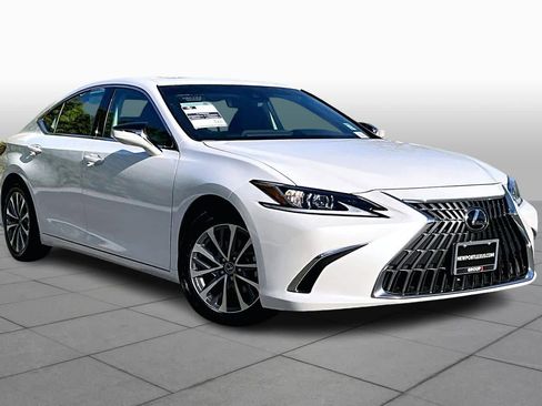 Used 2025 Lexus ES 350 image 2