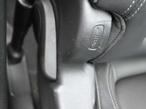 Used 2024 Buick Encore GX Sport Touring w/ Comfort Package FWD image 28