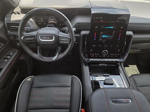 New 2026 GMC Yukon AT4 Ultimate AWD/4WD image 16