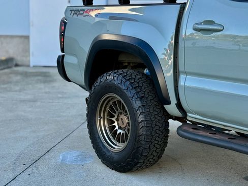 Used 2023 Toyota Tacoma TRD Off-Road image 18