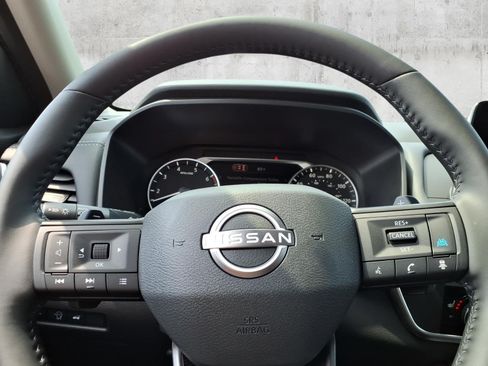 Used 2026 Nissan Rogue SV w/ Cold Weather Package AWD/4WD image 23
