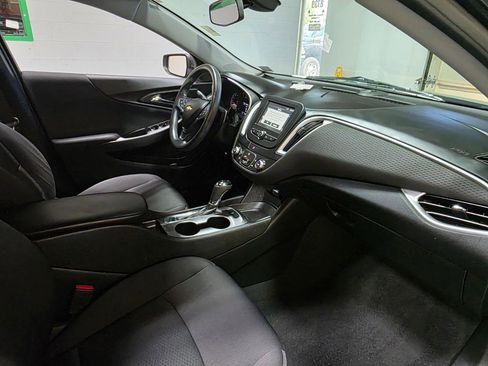 Used 2017 Chevrolet Malibu LS FWD image 24