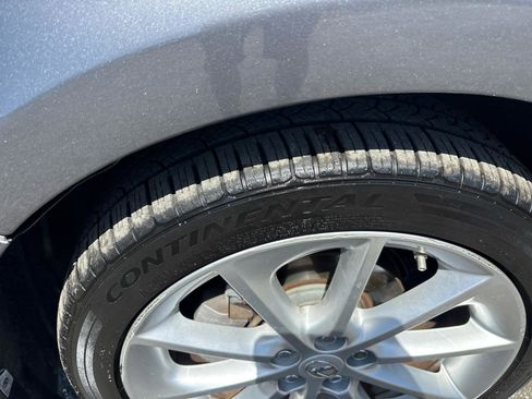Used 2012 Lexus CT 200h Premium w/ Leather Pkg FWD image 18