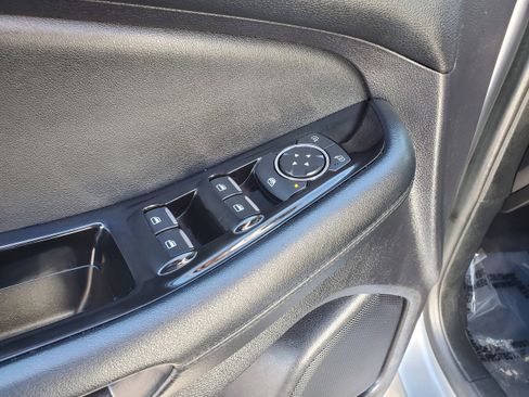 Used 2020 Ford Edge SEL w/ Convenience Package FWD image 13