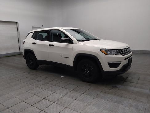 Used 2018 Jeep Compass Sport FWD image 11