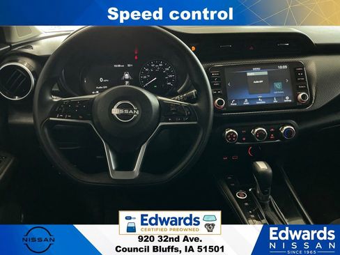 Used 2023 Nissan Kicks SV FWD image 14