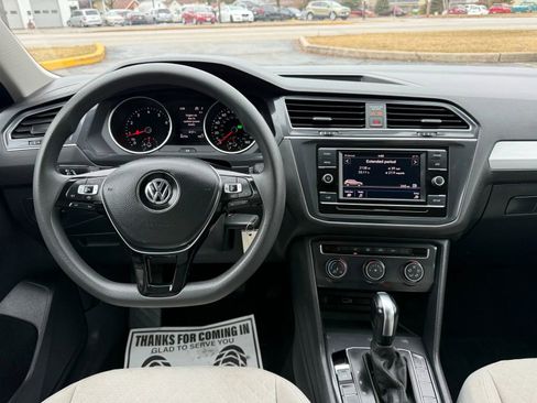 Used 2019 Volkswagen Tiguan S image 27