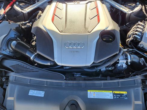 Used 2019 Audi S4 Premium Plus w/ Premium Plus Package image 20