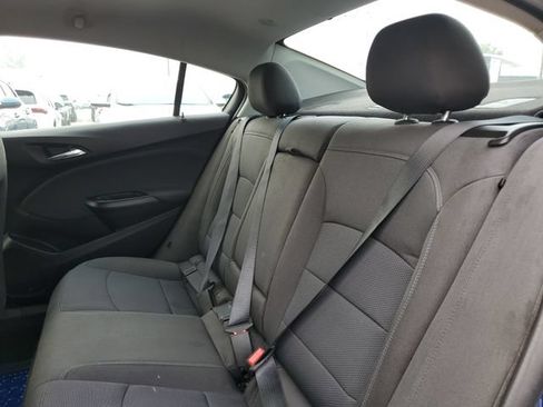 Used 2019 Chevrolet Cruze LT FWD image 25