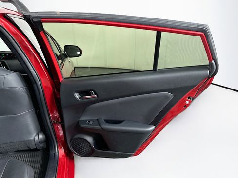 Used 2021 Toyota Prius Prime XLE image 28