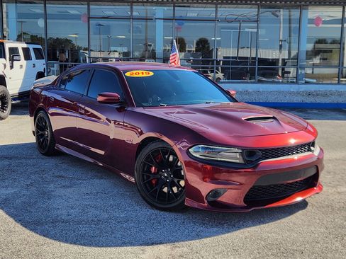 Used 2019 Dodge Charger Scat Pack w/ Dynamics Package image 2