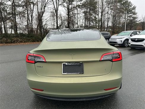 Used 2020 Tesla Model 3 Standard Range Plus image 4
