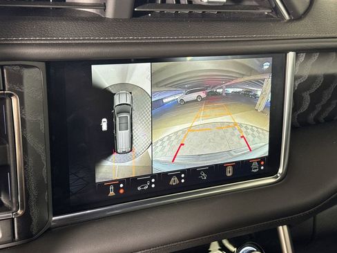 Used 2024 GMC Yukon Denali w/ Advanced Technology Package AWD/4WD image 26
