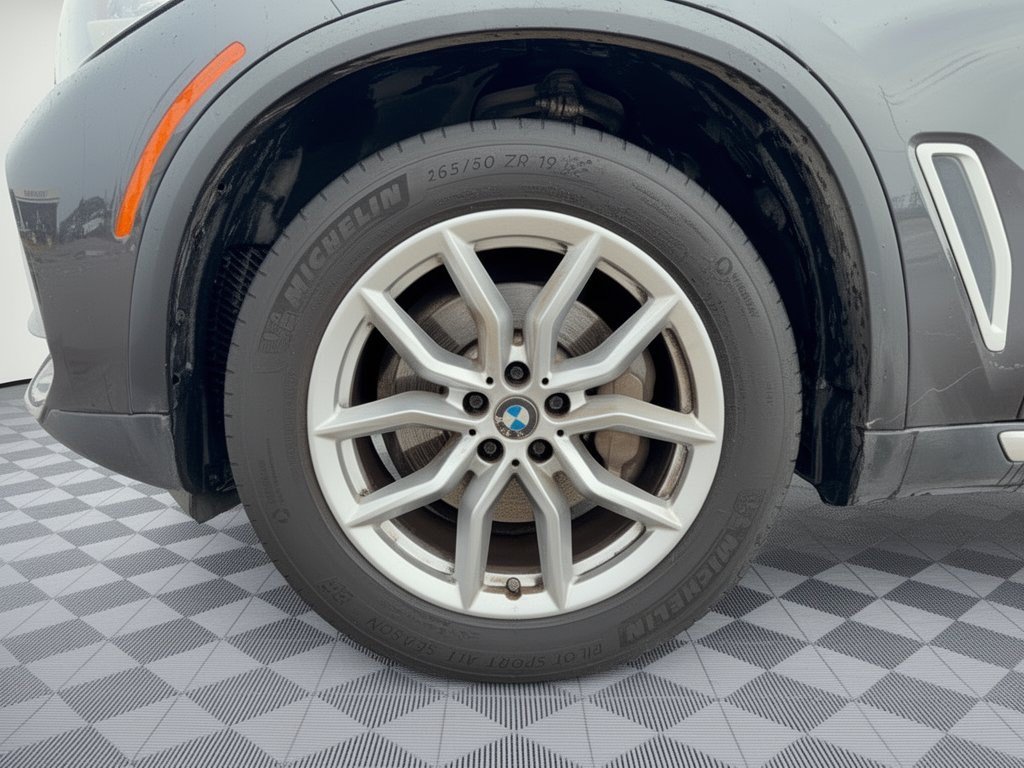 Used 2021 BMW X5 sDrive40i w/ Premium Package RWD image 13