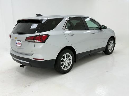 Used 2022 Chevrolet Equinox LT AWD/4WD image 41