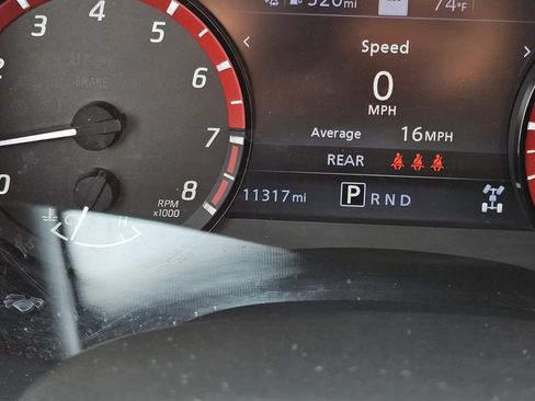 Used 2023 Nissan Frontier PRO-4X w/ Pro-4X Premium Package AWD/4WD image 23