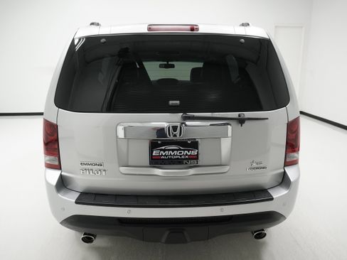 Used 2015 Honda Pilot Touring image 5