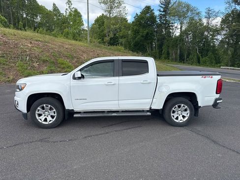 Used 2018 Chevrolet Colorado LT w/ LT Convenience Package AWD/4WD image 6