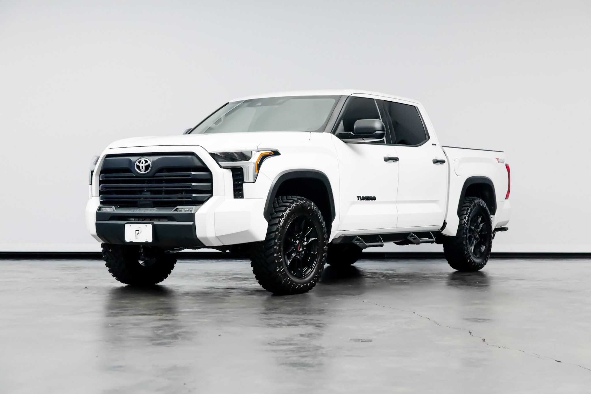 Used 2023 Toyota Tundra SR5 AWD/4WD image 7