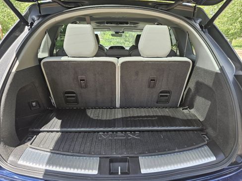 Used 2017 Acura MDX SH-AWD image 35