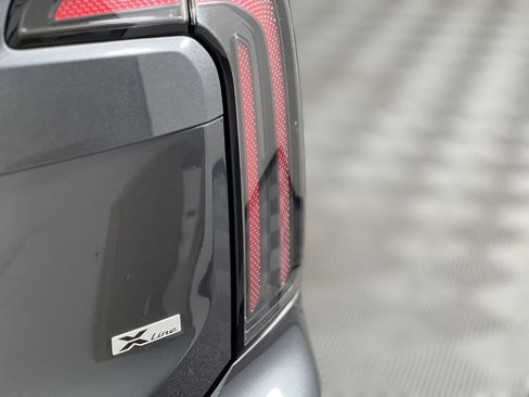 Used 2023 Kia Telluride SX X-Line AWD/4WD image 12