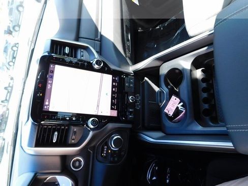 New 2025 RAM 1500 Big Horn image 35
