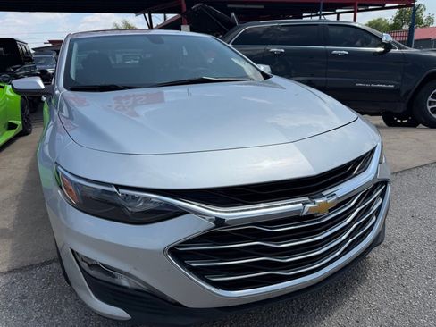 Used 2022 Chevrolet Malibu LT FWD image 7