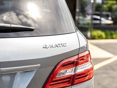Used 2013 Mercedes-Benz ML 350 4MATIC image 16
