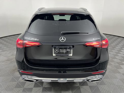 Used 2025 Mercedes-Benz GLC 350e 4MATIC image 11