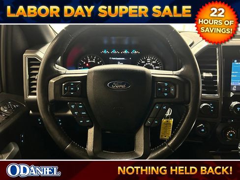 Used 2017 Ford F150 XLT w/ Equipment Group 302A Luxury AWD/4WD image 13