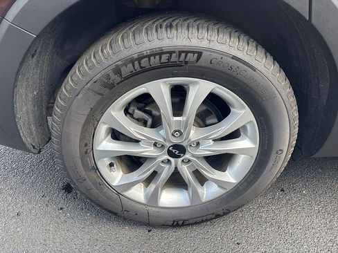 Used 2022 Kia Telluride LX image 9