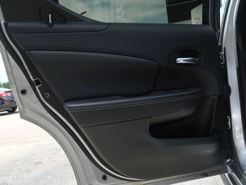 Used 2014 Dodge Avenger SXT FWD image 45