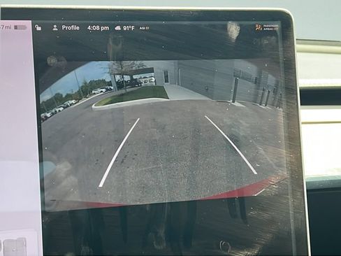Used 2021 Tesla Model Y 2WD image 19