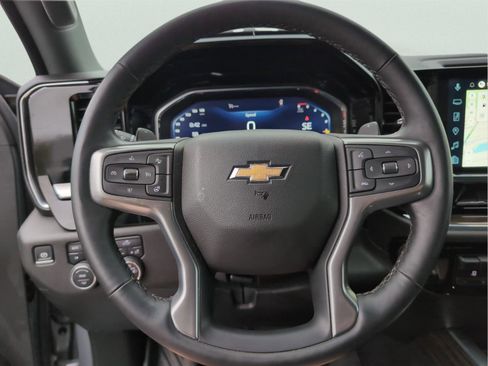 Used 2025 Chevrolet Silverado 1500 LT w/ Z71 Off-Road Package image 28