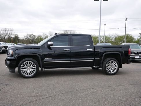 Used 2018 GMC Sierra 1500 Denali w/ Denali Ultimate Package AWD/4WD image 6