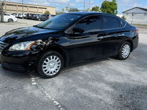 Used 2015 Nissan Sentra S FWD image 2