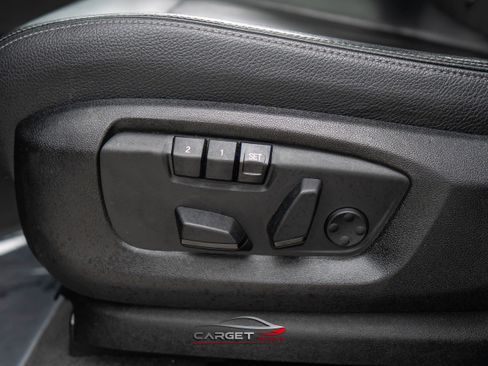 Used 2019 BMW X6 xDrive35i w/ Premium Package image 39