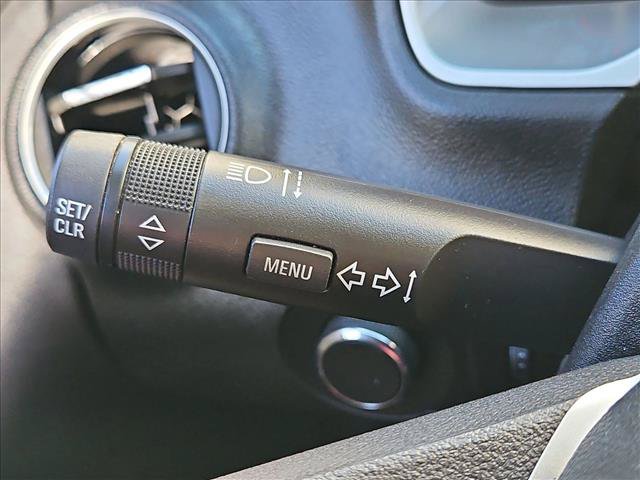 Used 2011 Chevrolet Camaro LS RWD image 15