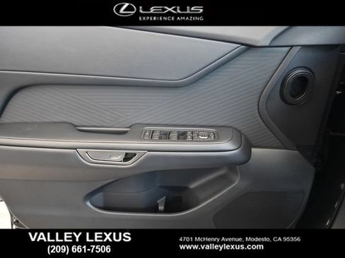 New 2026 Lexus ES 350e FWD image 12
