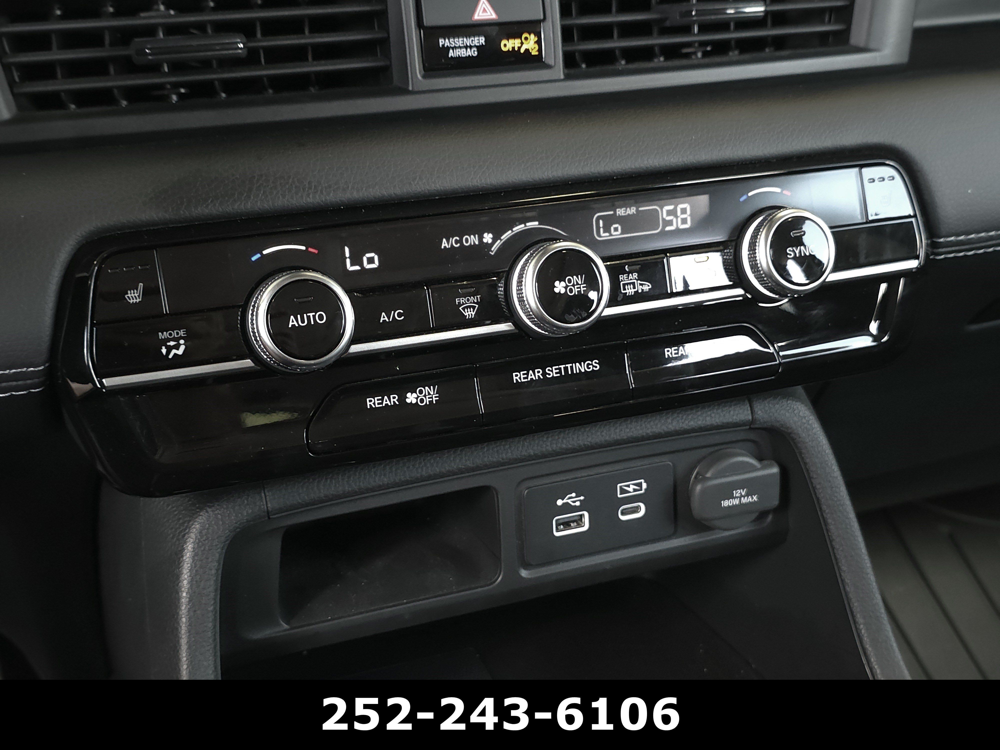 Used 2025 Honda Pilot Touring image 16