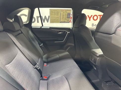 Used 2025 Toyota RAV4 SE image 13