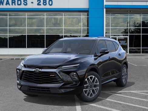 New 2025 Chevrolet Blazer RS w/ Enhanced Convenience Package image 6