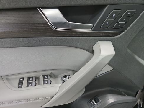 Used 2019 Audi Q5 2.0T Premium Plus AWD/4WD image 15