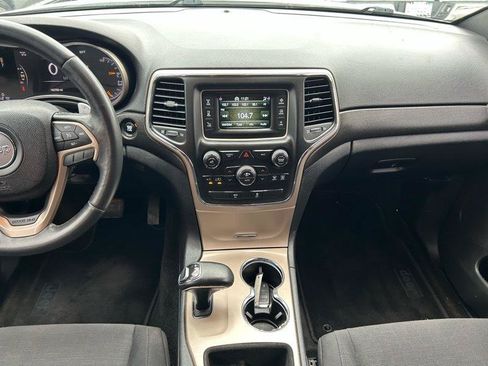 Used 2015 Jeep Grand Cherokee Laredo w/ Quick Order Package 23E RWD image 11