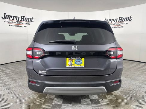 Used 2023 Honda Pilot EX-L image 5