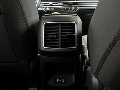 Used 2026 Kia Sportage LX FWD image 12